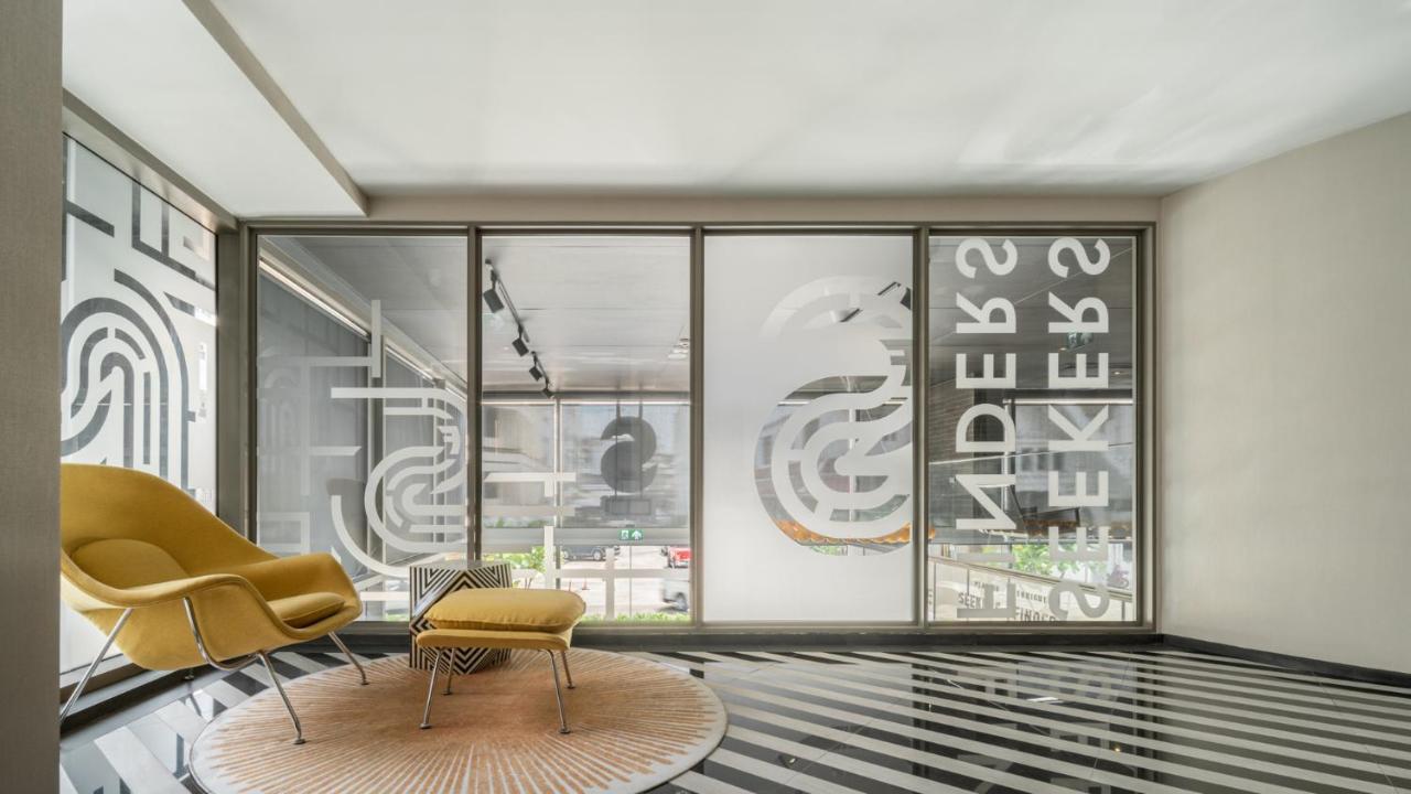Seekers Finders Rama IV Hotel Surestay Collection By BW Bangkok Exteriör bild