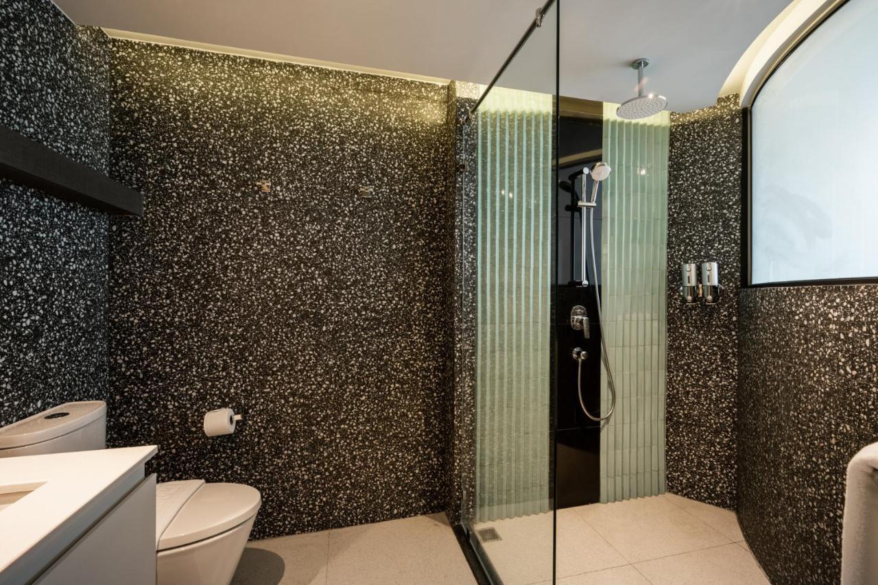 Seekers Finders Rama IV Hotel Surestay Collection By BW Bangkok Exteriör bild