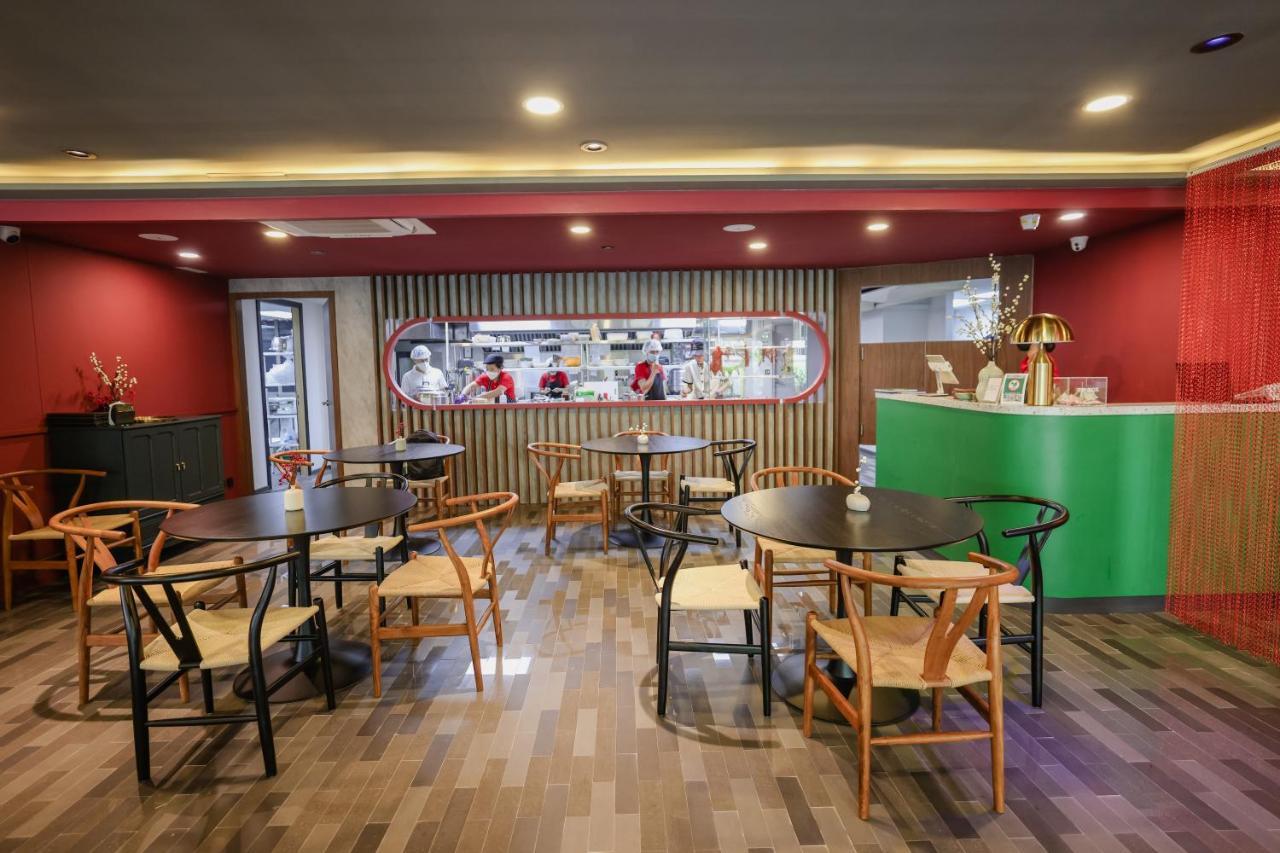 Seekers Finders Rama IV Hotel Surestay Collection By BW Bangkok Exteriör bild