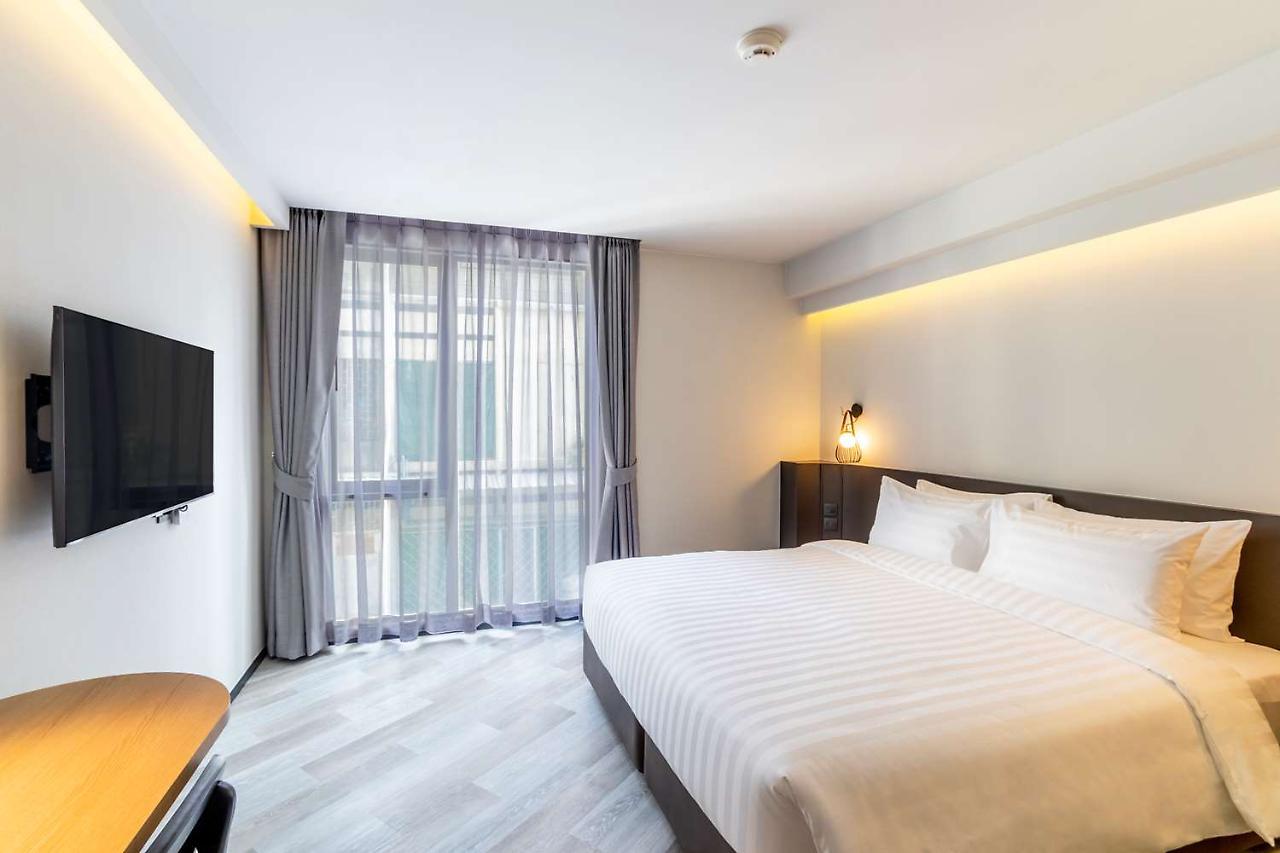 Seekers Finders Rama IV Hotel Surestay Collection By BW Bangkok Exteriör bild