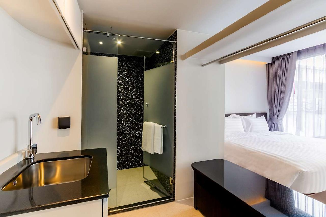 Seekers Finders Rama IV Hotel Surestay Collection By BW Bangkok Exteriör bild