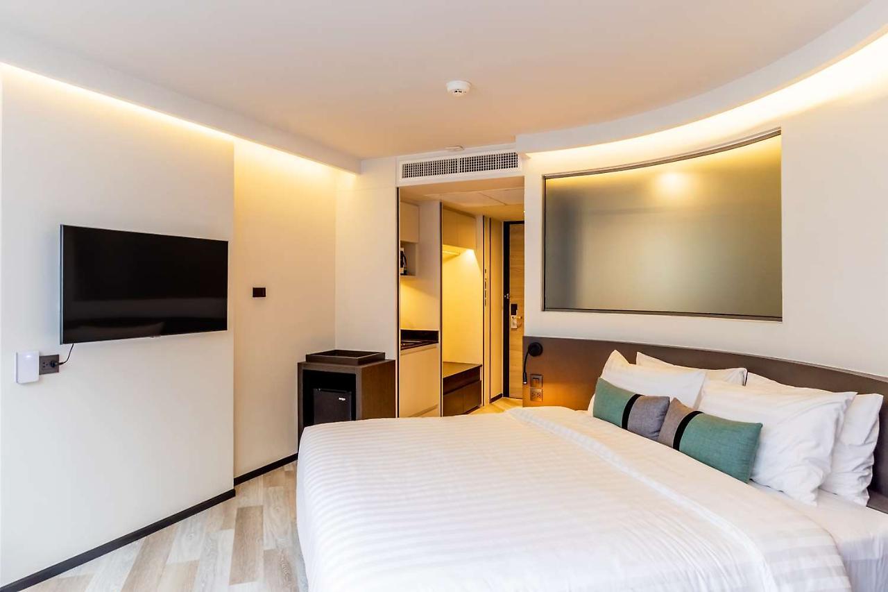 Seekers Finders Rama IV Hotel Surestay Collection By BW Bangkok Exteriör bild