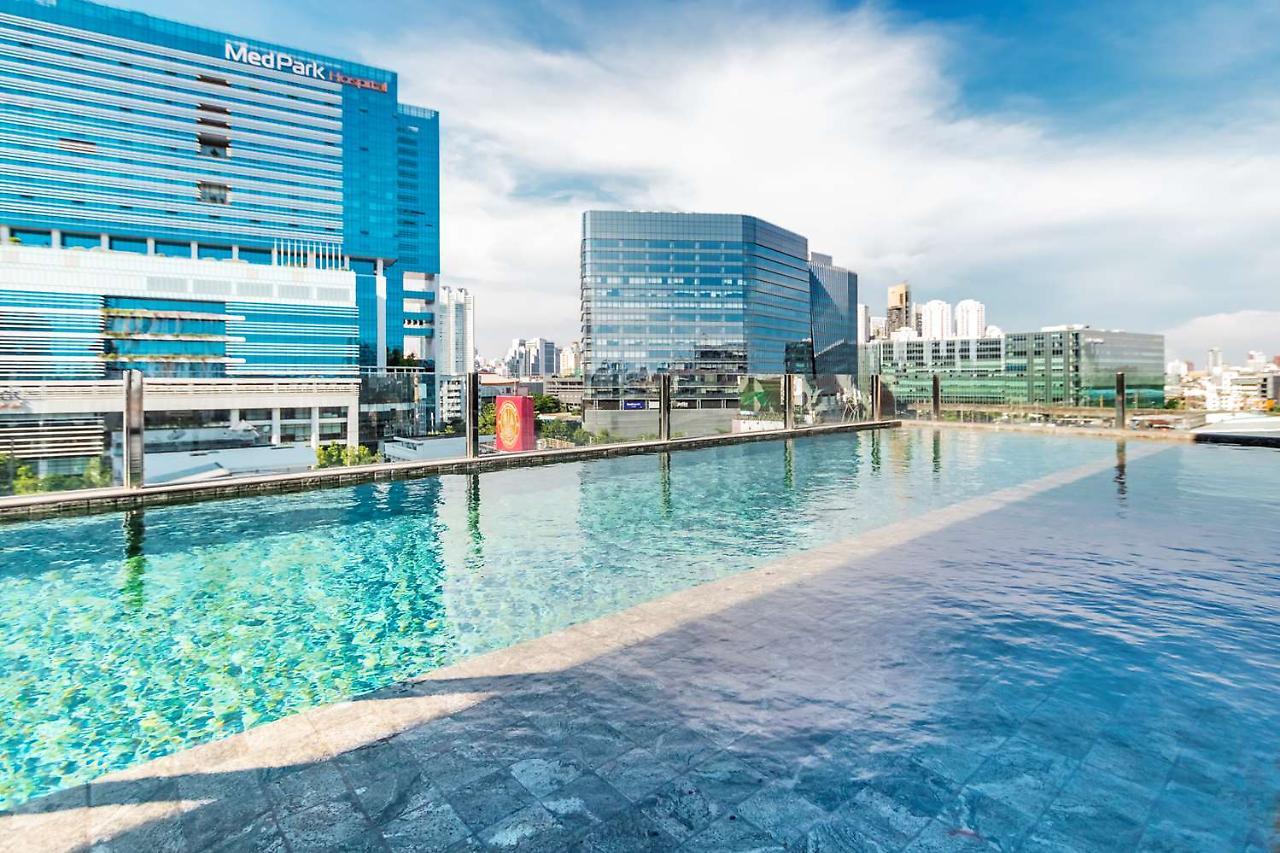 Seekers Finders Rama IV Hotel Surestay Collection By BW Bangkok Exteriör bild